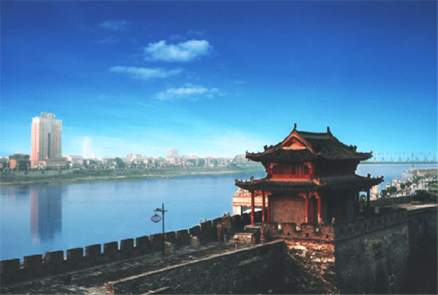 护城河.jpg